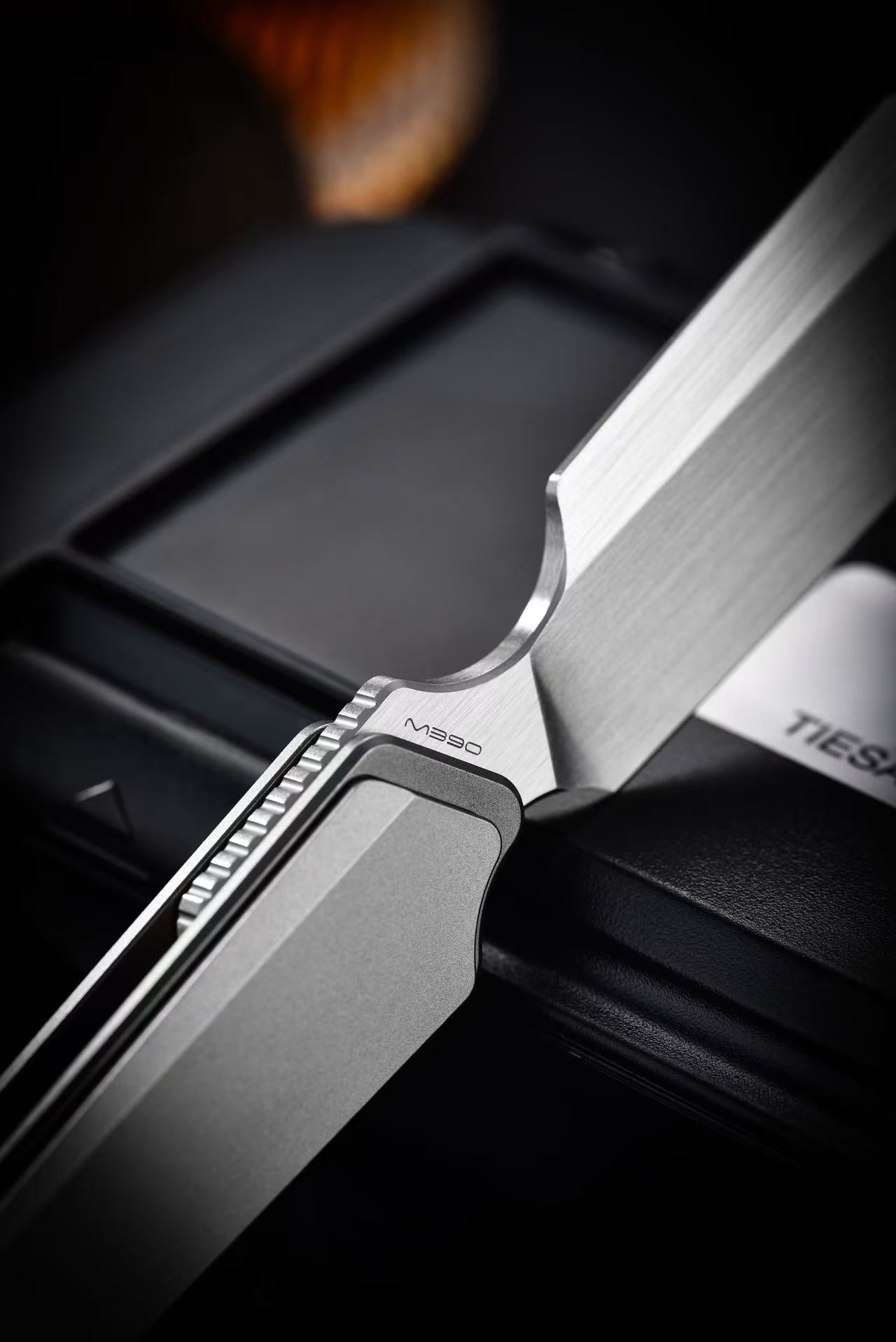 T01 Bauhaus Titanium Pocket Knife | M390 Steel EDC Tool