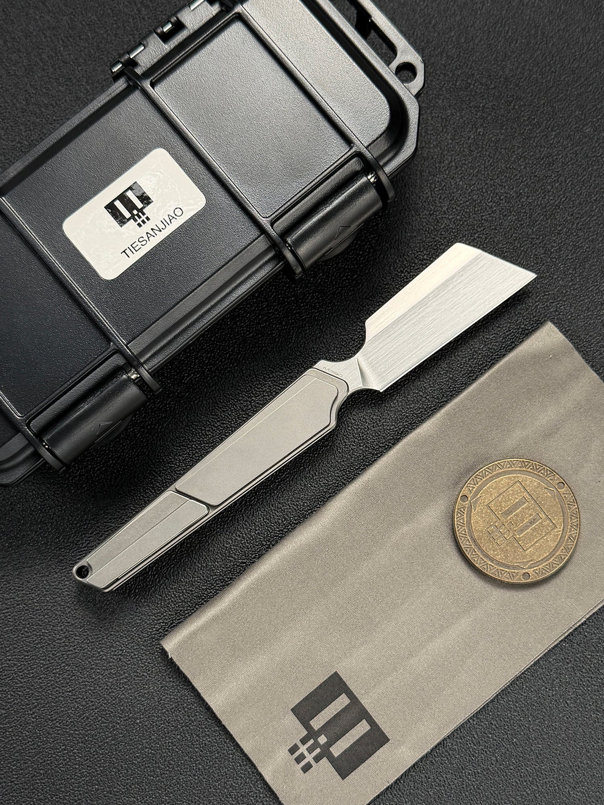 TIESANJIAO Minimalist Hidden-Screw Custom EDC Folder – M390 Brushed Finish & Full TC4 Titanium